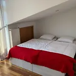 Szabla Apartman *