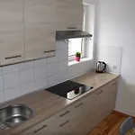 Szabla Apartman *